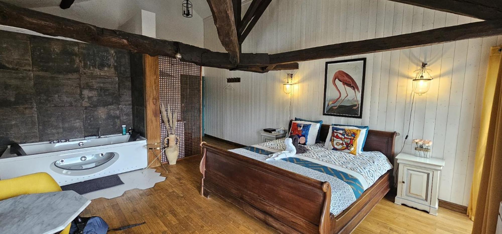 Suite Penthouse Romantique, Confolens, Charente エクステリア 写真
