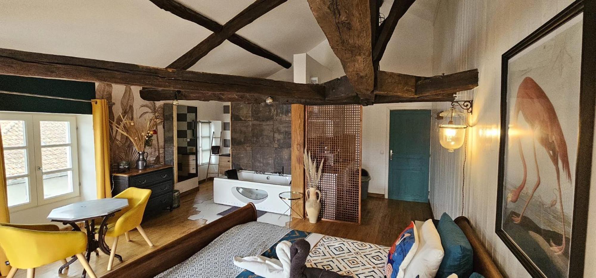 Suite Penthouse Romantique, Confolens, Charente エクステリア 写真