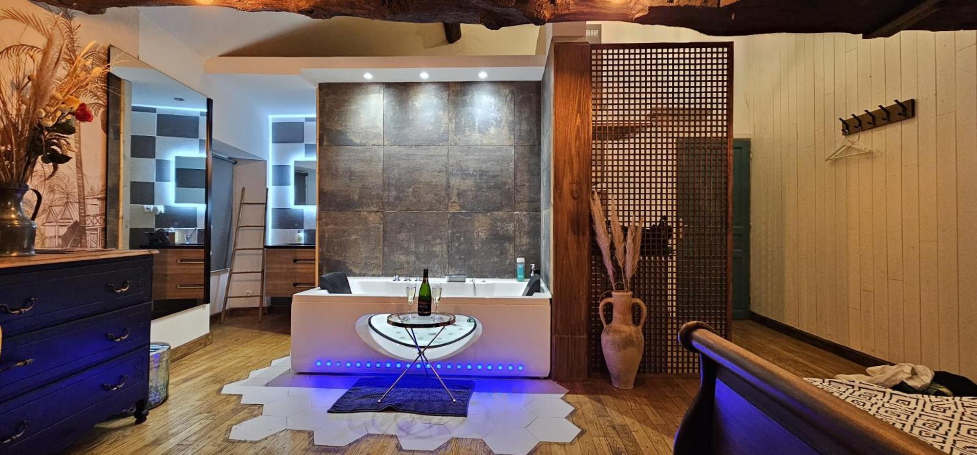 Suite Penthouse Romantique, Confolens, Charente エクステリア 写真